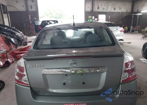 2011 Nissan Sentra 2.0S z USA, uszkodzony, nr VIN 3N1AB6AP2BL611721